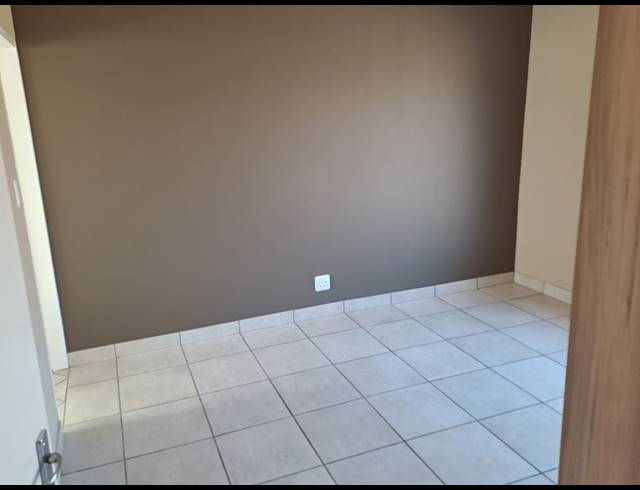 3 BEDROOM TOWNHOUSE FOR SALE IN RIVERSDALE